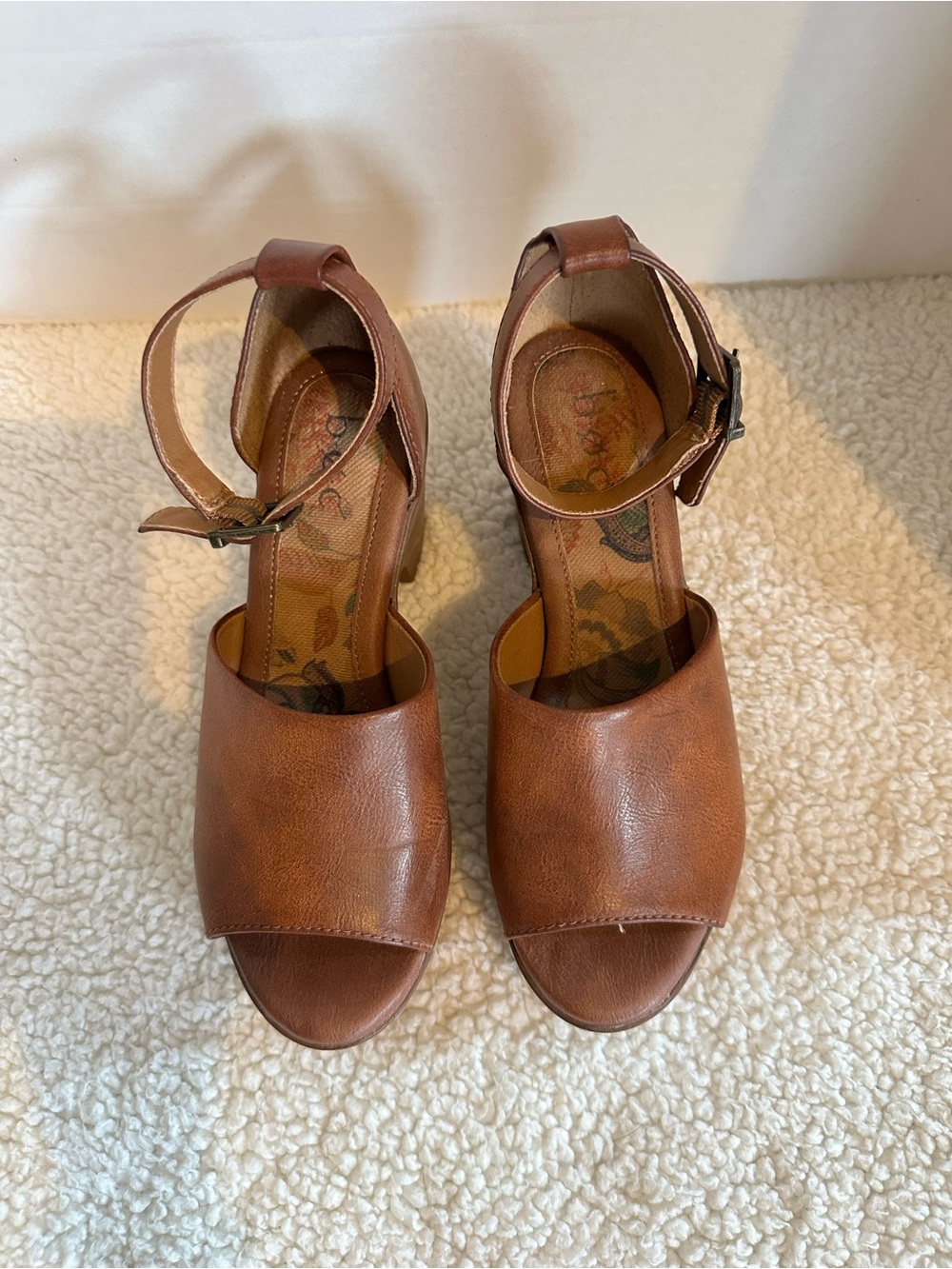 BOC Women’s Brown Wedge Platform Sandal with Open Toe size 6 M - Picture 5 of 8